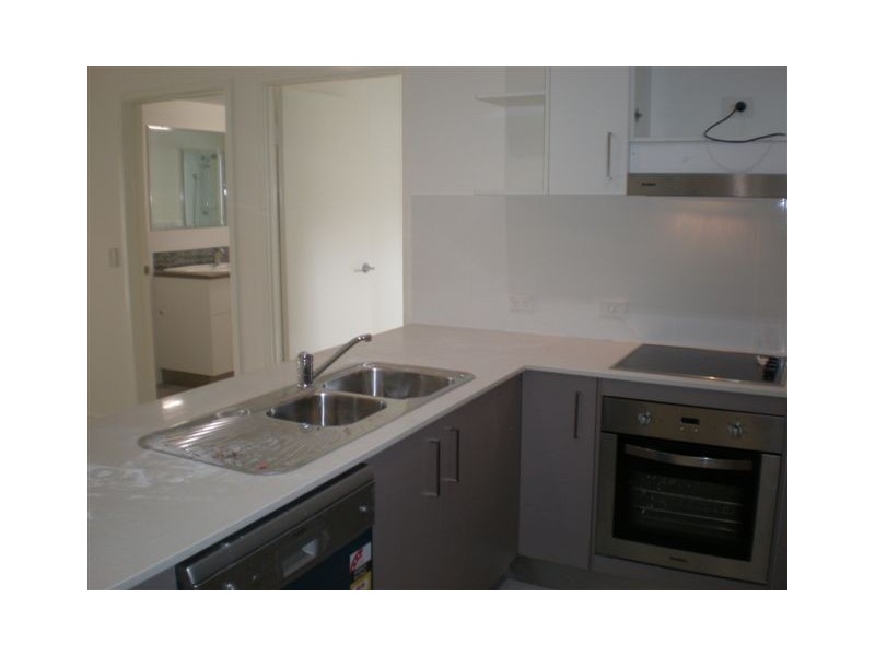 1 – 2/18 Franklin Street, Nundah QLD 4012