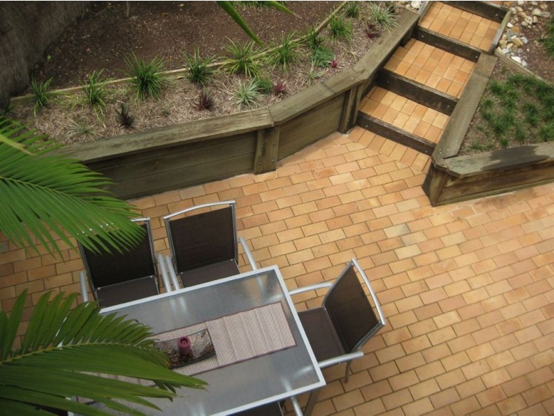 2/12 Wolseley Street, Clayfield QLD 4011