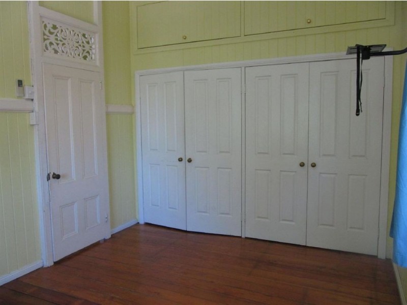 8 Thomas Street, Clayfield QLD 4011