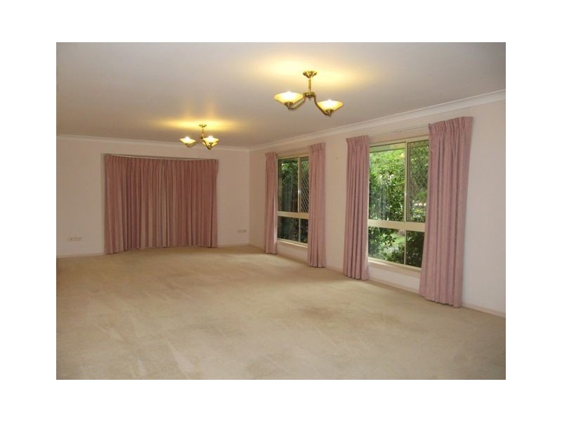 1 Dunoon Court, Ferny Grove QLD 4055