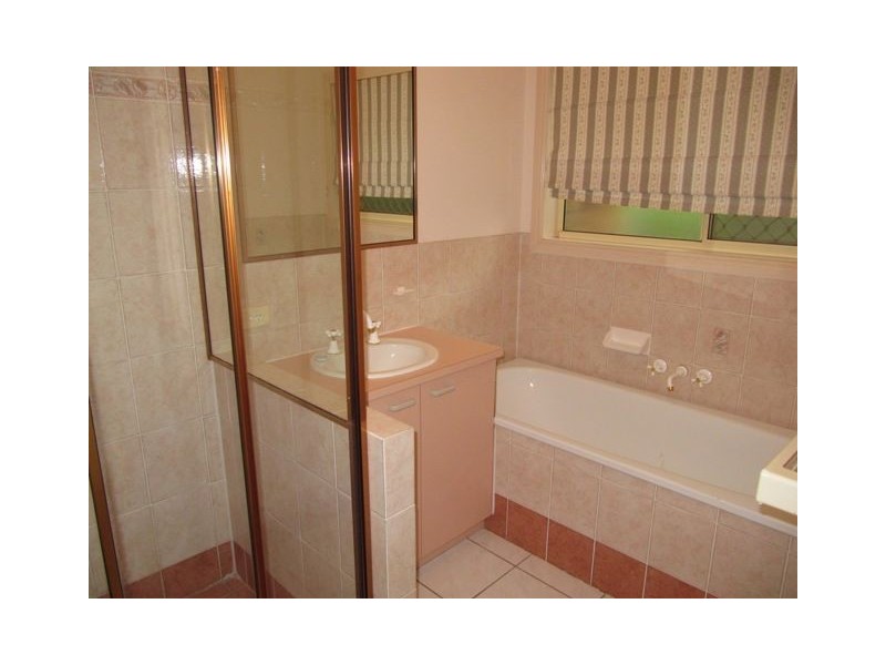 1 Dunoon Court, Ferny Grove QLD 4055