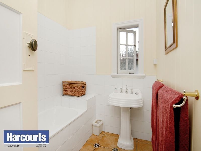 38 Elliott Street, Clayfield QLD 4011