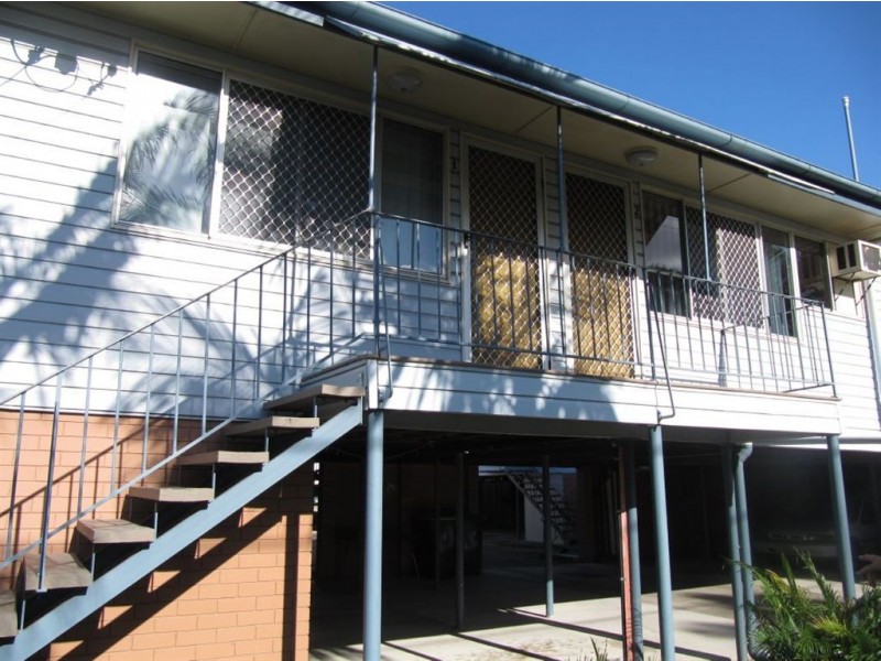 2/121 McLennan St, Wooloowin QLD 4030