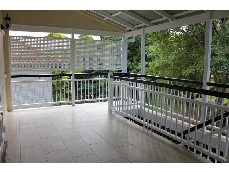 30 Thorrold St, Wooloowin QLD 4030