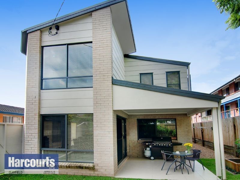 55 Junction Rd, Clayfield QLD 4011