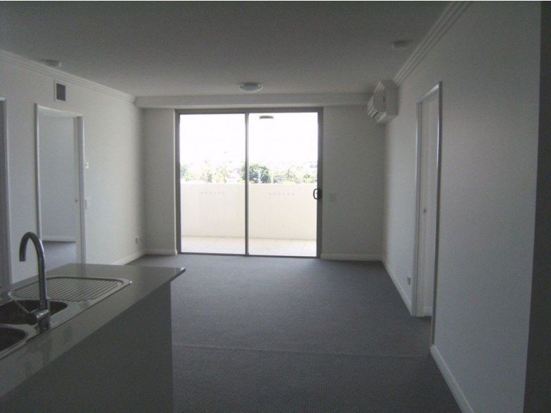 205/392 Hamilton Rd, Chermside QLD 4032