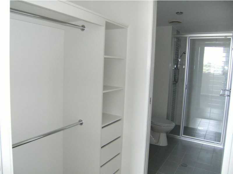 205/392 Hamilton Rd, Chermside QLD 4032