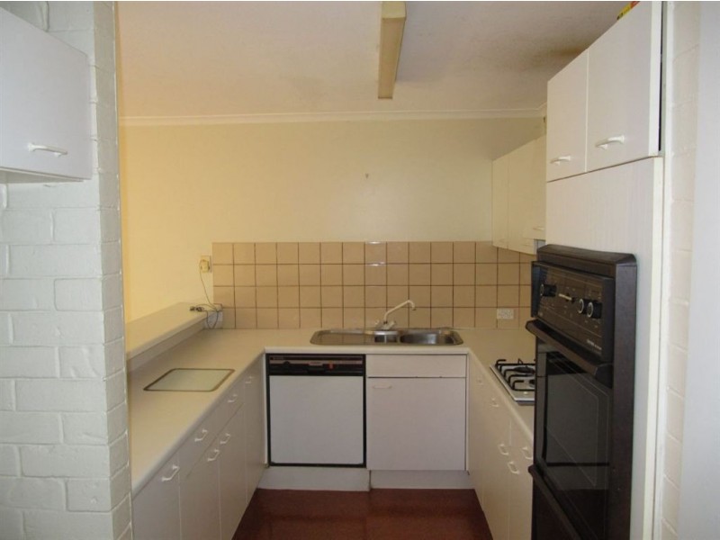 2/77 Sandford St, St Lucia QLD 4067