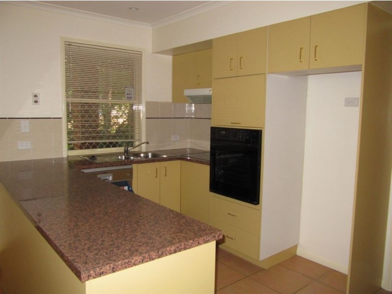 2/4 McGregor Avenue, Lutwyche QLD 4030