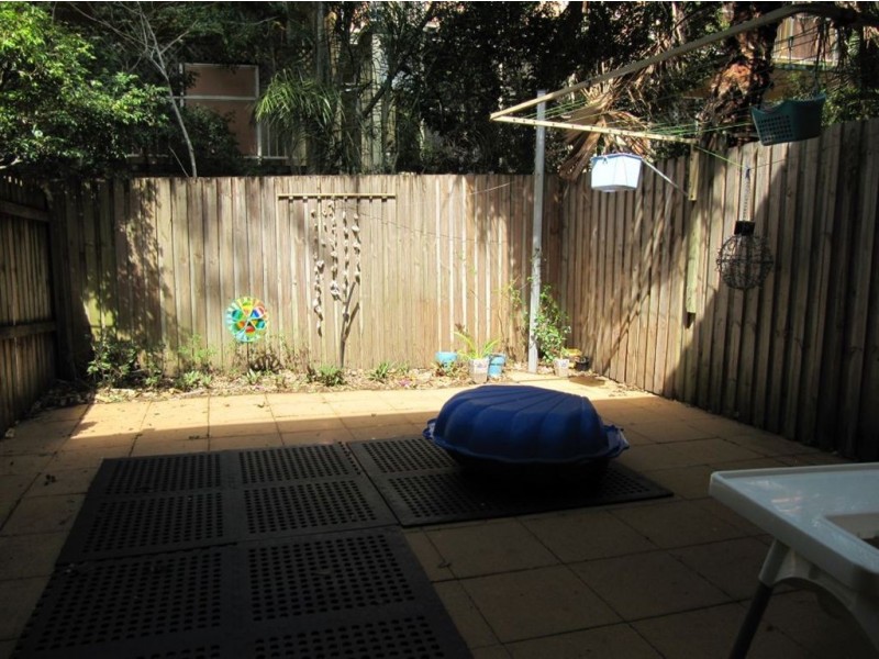 10/12 Wolsley St, Clayfield QLD 4011
