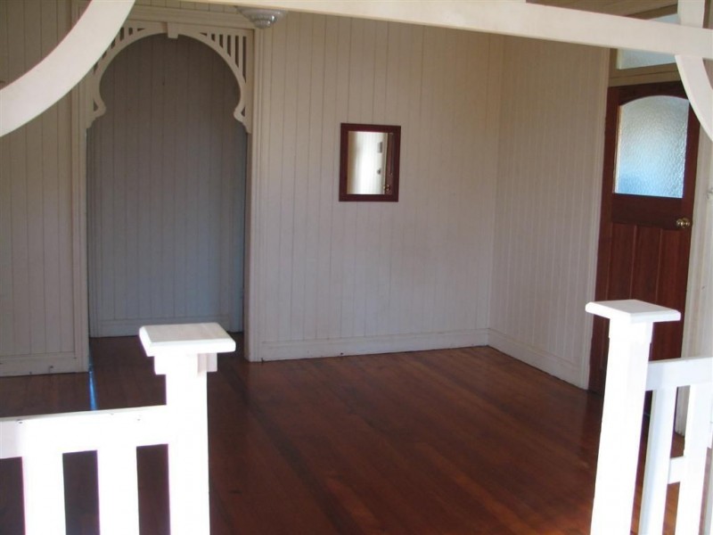 1 Dorames Street, Hendra QLD 4011