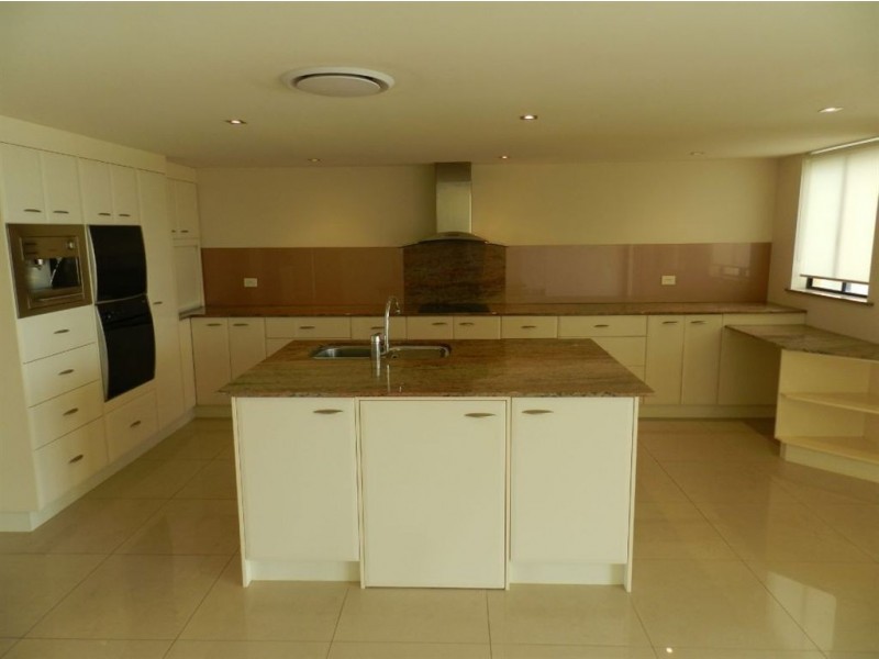 39 Queens Road, Hamilton QLD 4007