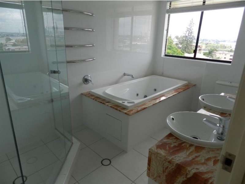 39 Queens Road, Hamilton QLD 4007