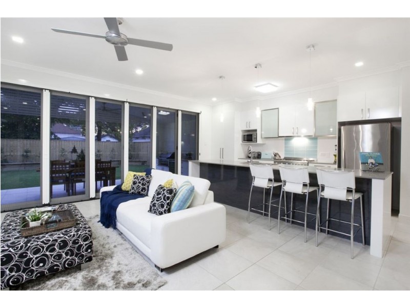 27 Webster Avenue, Hendra QLD 4011