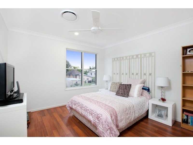 27 Webster Avenue, Hendra QLD 4011