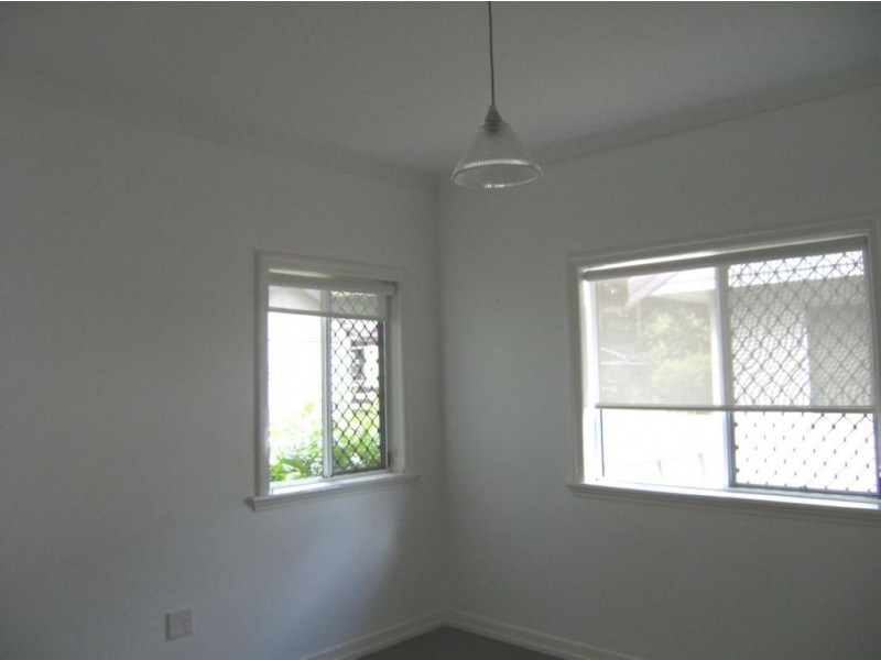 17 Taylor St, Wavell Heights QLD 4012