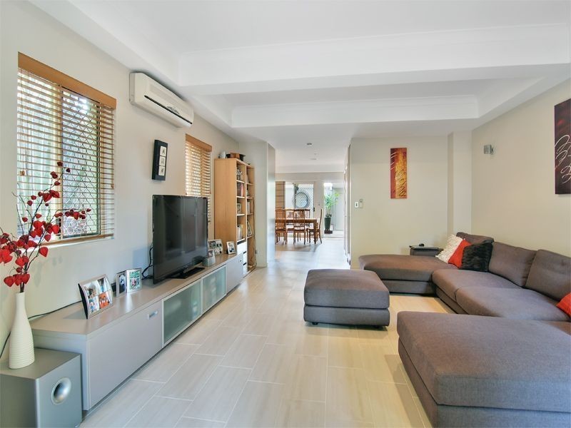 10/12 Haig Street, Clayfield QLD 4011