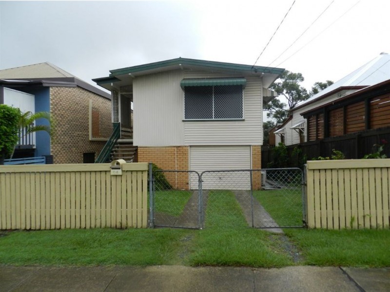 64 Stoneleigh St, Albion QLD 4010