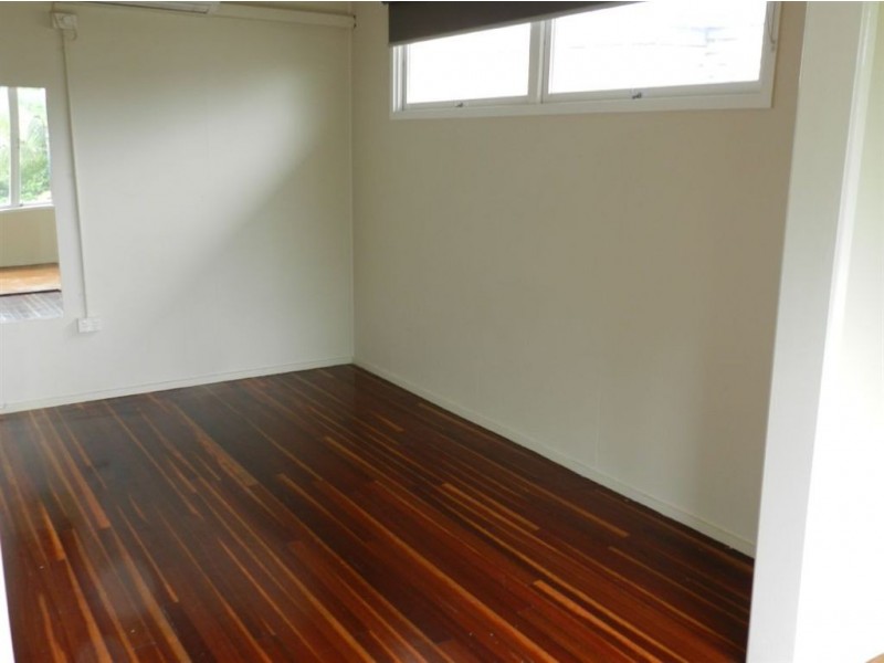 64 Stoneleigh St, Albion QLD 4010