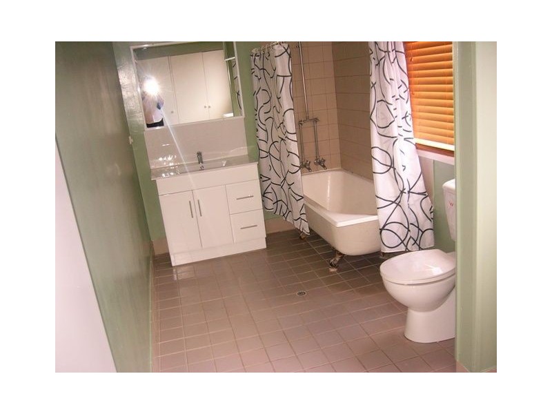 12 Newmarket Street, Hendra QLD 4011