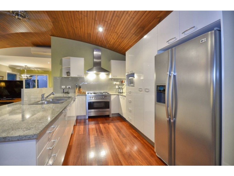 19 Chaseley Street, Nudgee QLD 4014
