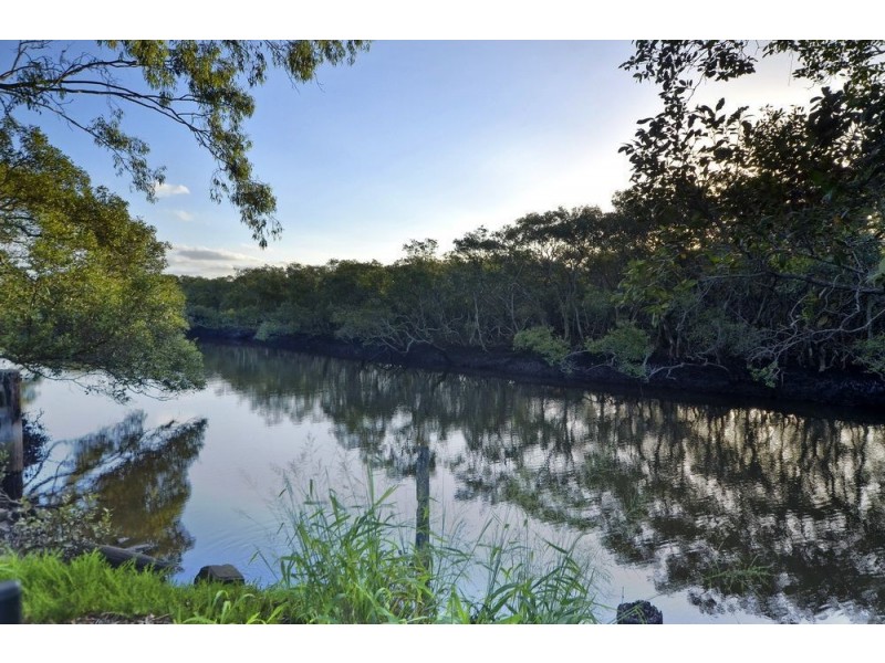 19 Chaseley Street, Nudgee QLD 4014