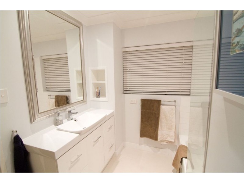 11/105 Christian Street, Clayfield QLD 4011