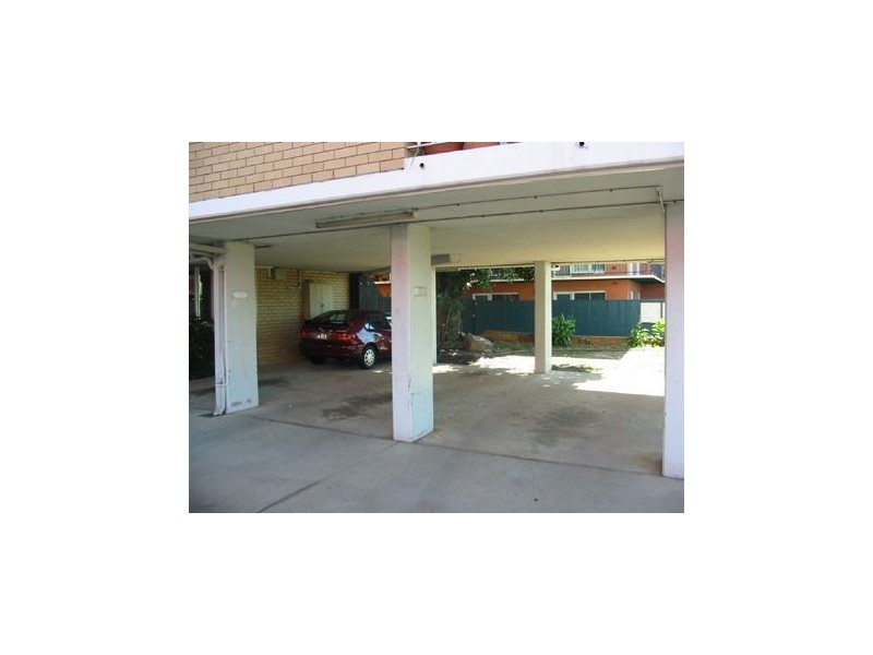 2/260 Kingsford Smith Drive, Hamilton QLD 4007