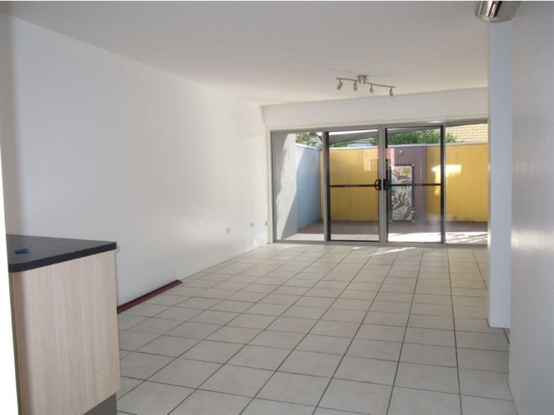 2/22 Welllington St, Wooloowin QLD 4030