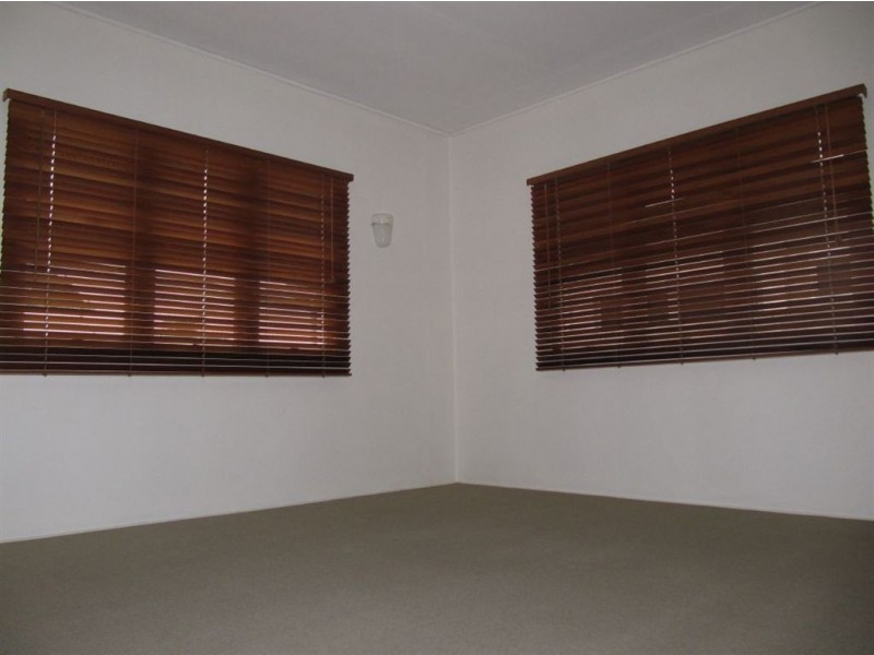 34 Highlands St, Wavell Heights QLD 4012