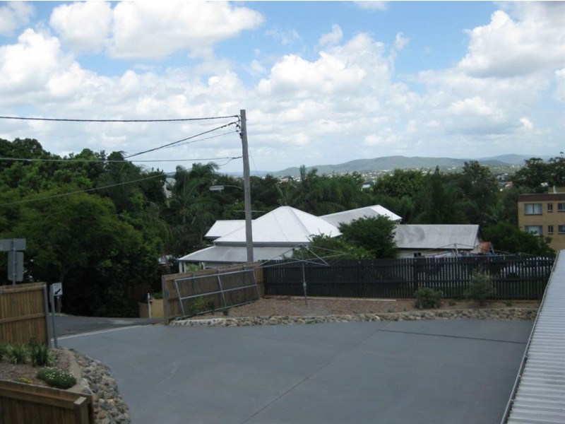 3/10 Stopford St, Wooloowin QLD 4030