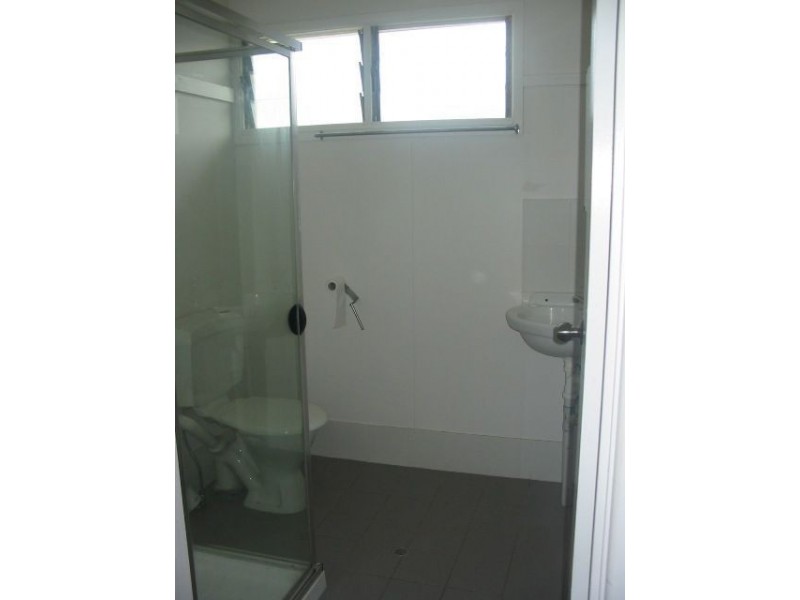 9/121 McLennon St, Wooloowin QLD 4030