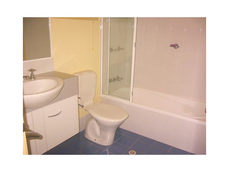 4/30 Willmington St, Wooloowin QLD 4030