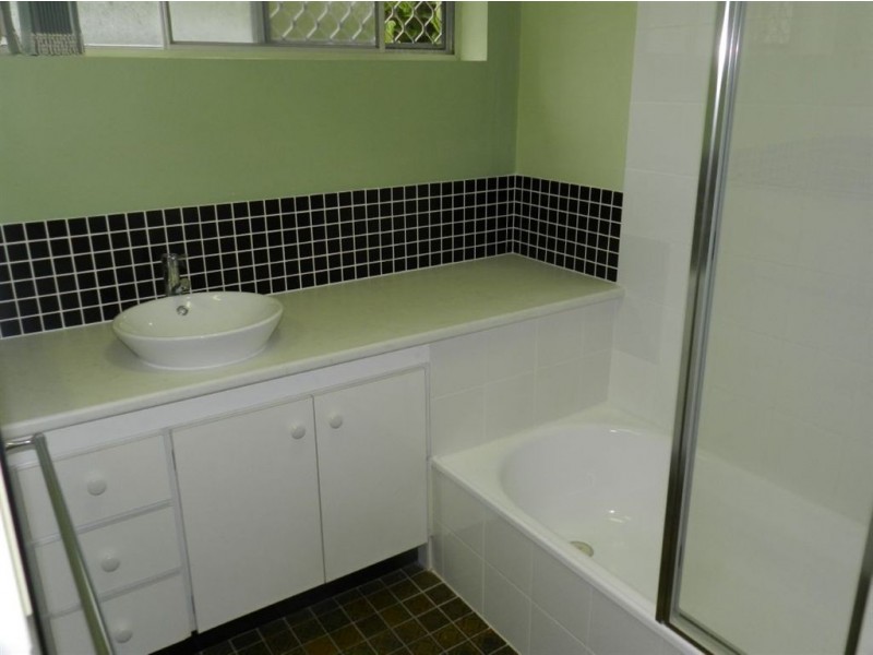 5/125 Flower St, Northgate QLD 4013