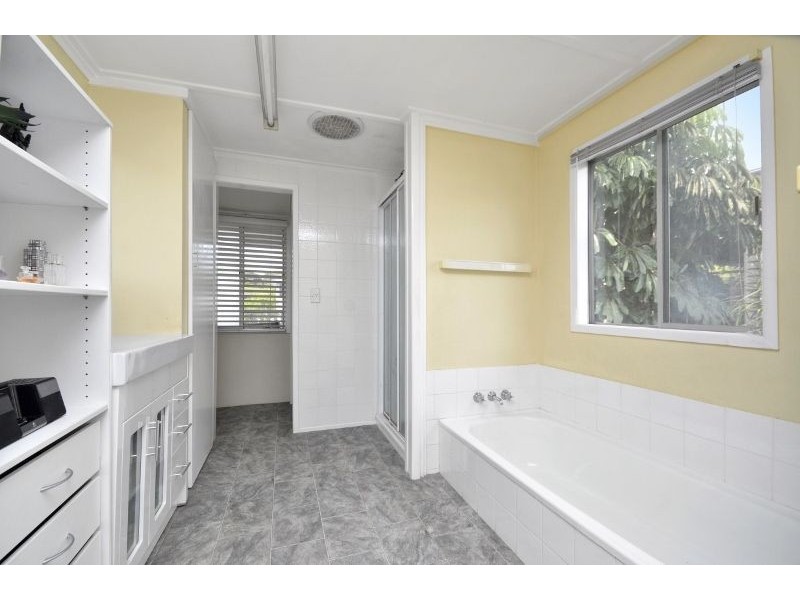 5 Harding Street, Hendra QLD 4011