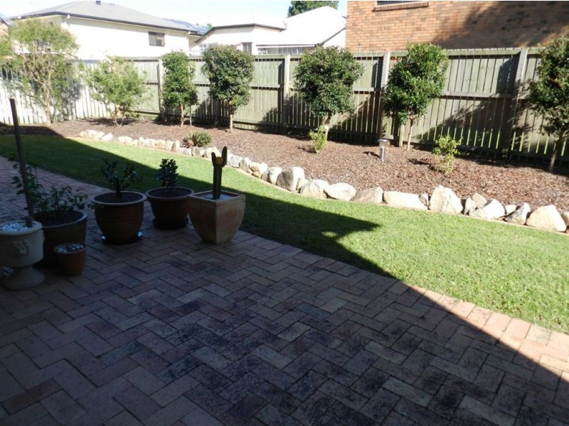 2/24 Brassey St, Ascot QLD 4007