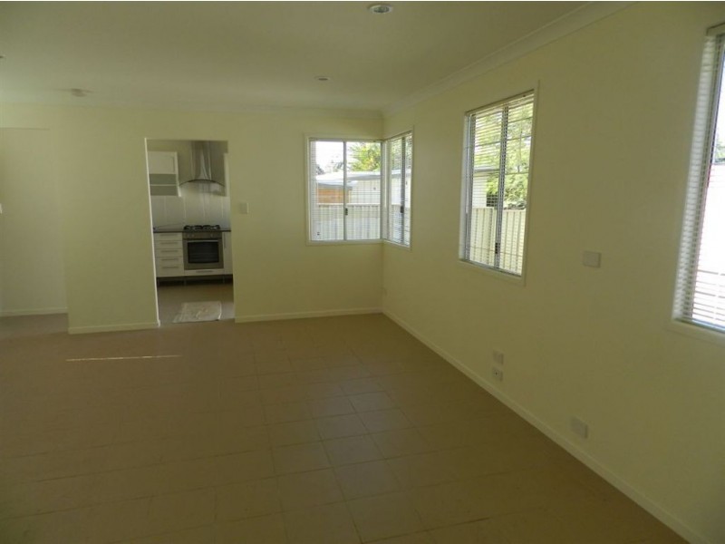 34B Highlands St, Wavell Heights QLD 4012