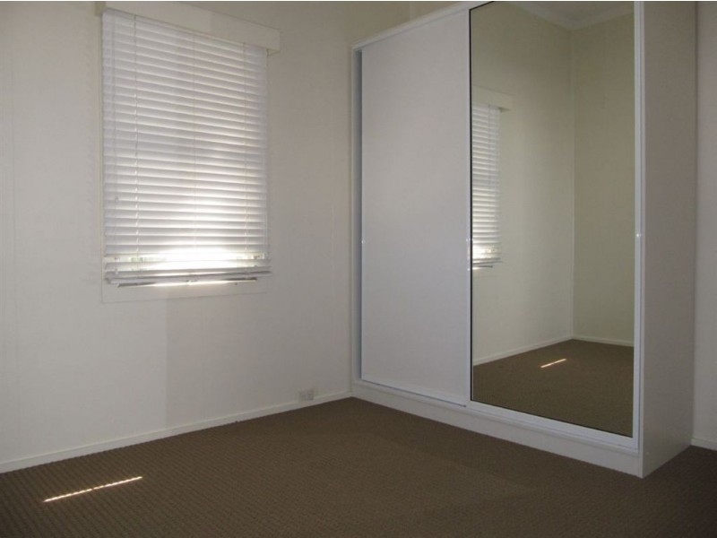 33 Wakefield St, Albion QLD 4010