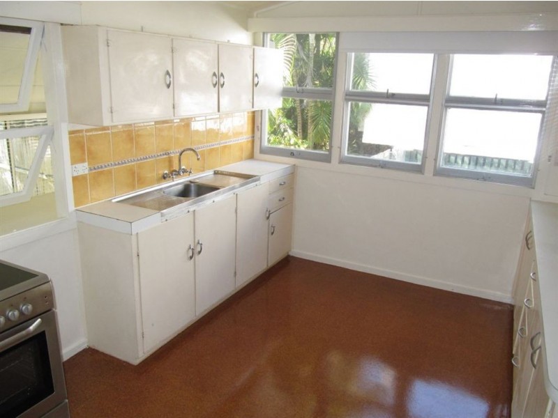 33 Wakefield St, Albion QLD 4010