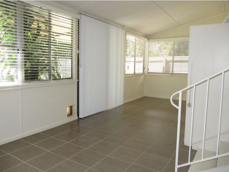 33 Wakefield St, Albion QLD 4010