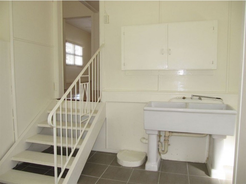 33 Wakefield St, Albion QLD 4010