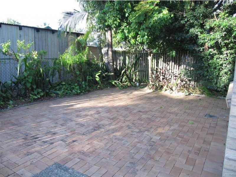 2/18 Hilda St, Hamilton QLD 4007