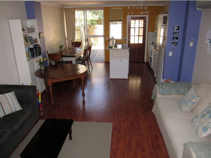 10/12 Wolseley St, Clayfield QLD 4011