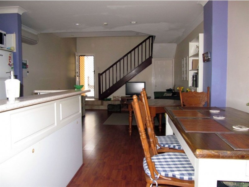 10/12 Wolseley St, Clayfield QLD 4011