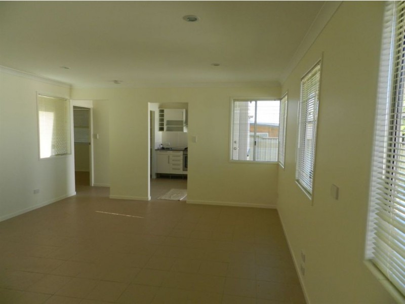 34b Highlands St, Wavell Heights QLD 4012