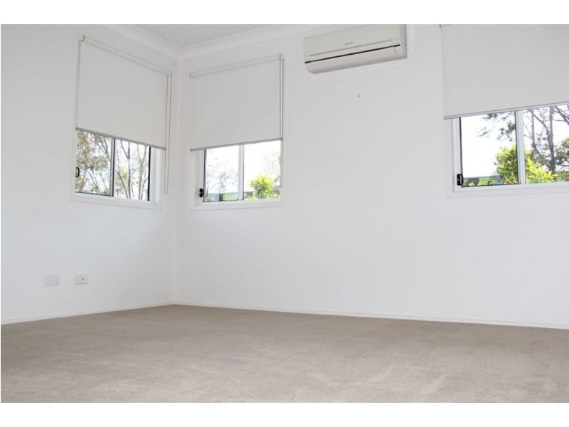 12 Macarthur St, Banyo QLD 4014