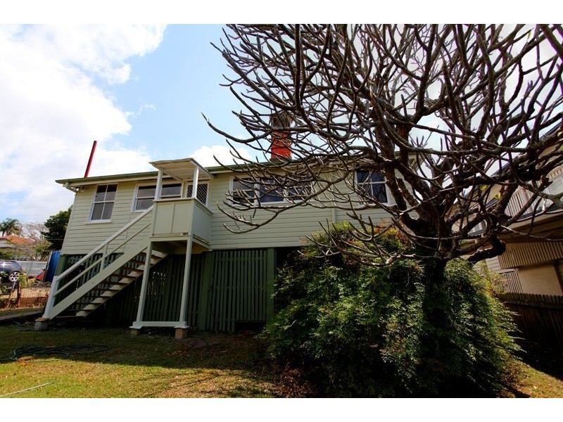85 Christian Street, Clayfield QLD 4011