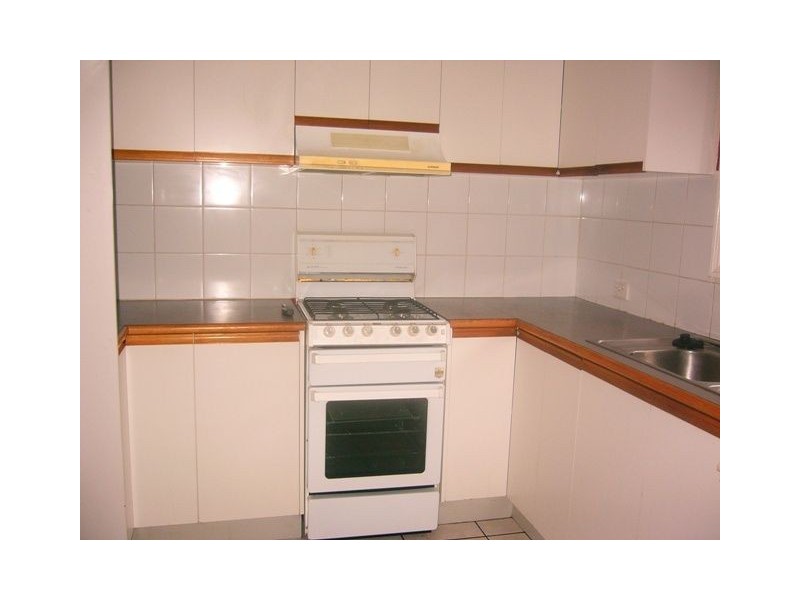 22 Stoneleigh St, Albion QLD 4010