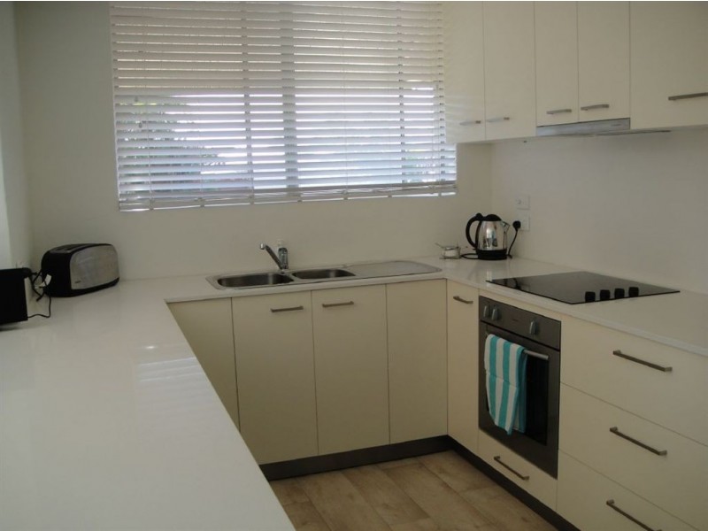 1/12 Bonney Ave, Clayfield QLD 4011