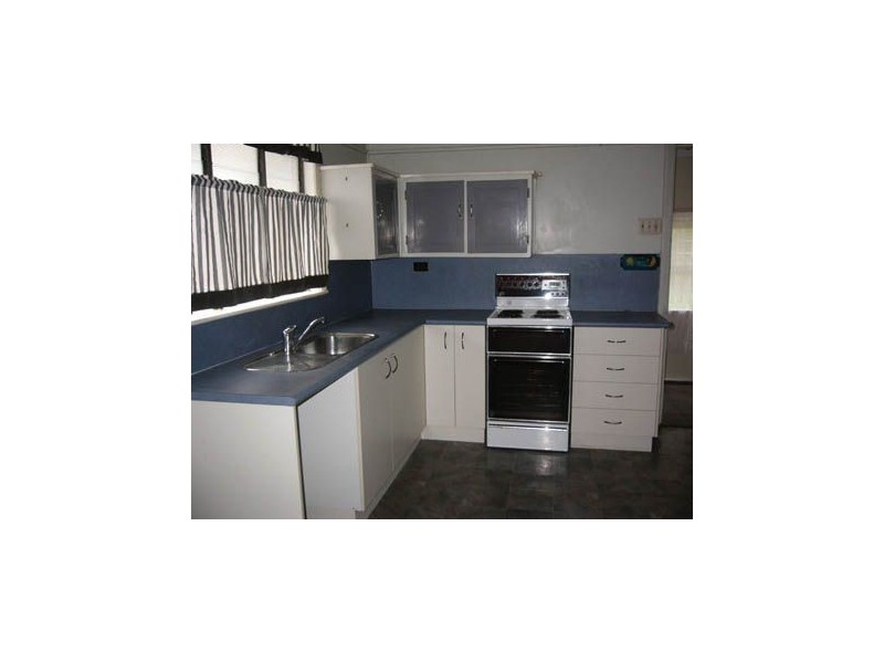 45 Wooloowin Ave, Wooloowin QLD 4030